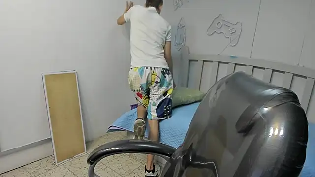 JackSwan18 online show from 12.16.25