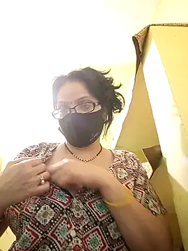 heenage online show from 02.03.25