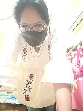 heenage online show from 09.15.25