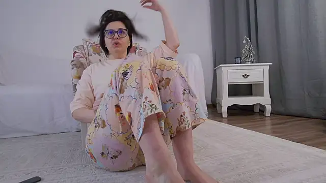 Snapshot of SophieeRain chatting on 01.09.26 SophieeRain online show from 01.09.26