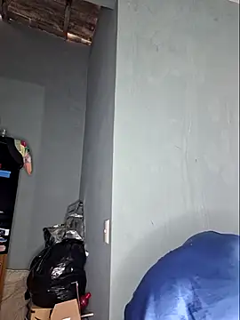 Snapshot of luuhcat09 chatting on 12.16.25 luuhcat09 online show from 12.16.25