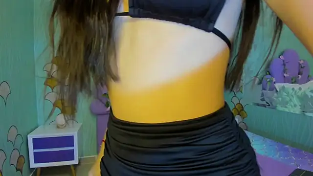 Snapshot of Skinny_Linda chatting on 01.27.25 Skinny Linda online show from 01.27.25