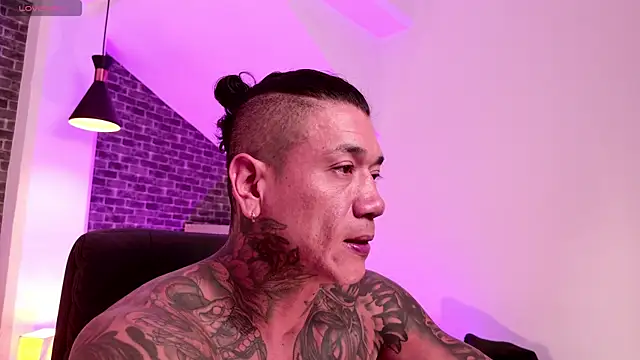 Dantesuarez28 online show from 04.14.26