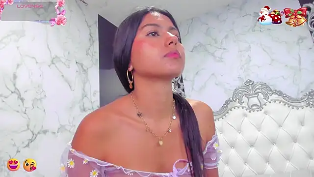 Emmy Cute18 online show from 12.27.24