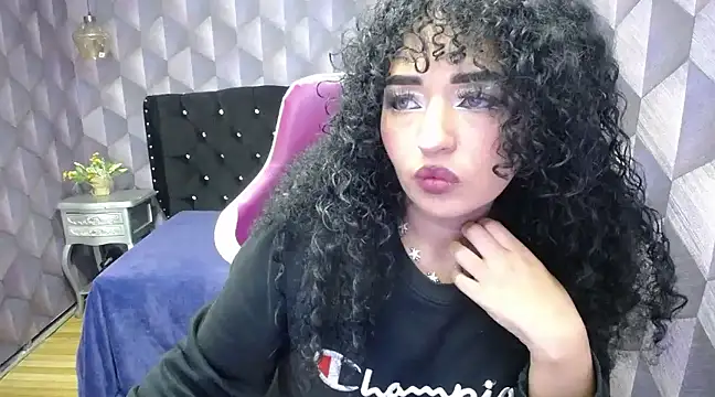 Sofiacowperx online show from 01.31.25