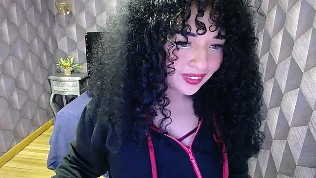 Sofiacowperx online show from 03.02.25