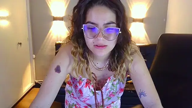 Snapshot of Jsneiidy_ATH chatting on 12.19.24 Jsneiidy ATH online show from 12.19.24