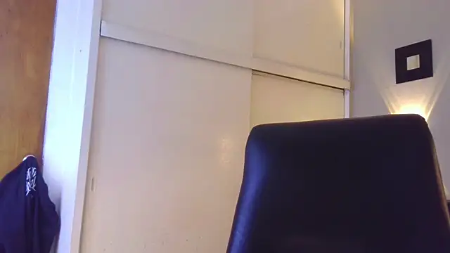 Snapshot of Jsneiidy_ATH chatting on 12.29.24 Jsneiidy ATH online show from 12.29.24