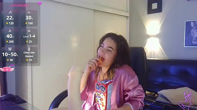 Snapshot of Jsneiidy_ATH chatting on 03.22.25 Jsneiidy ATH online show from 03.22.25
