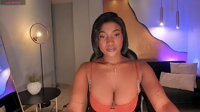 SavannahStorm online show from 03.12.25