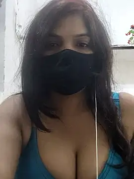 illay love online show from 10.28.25