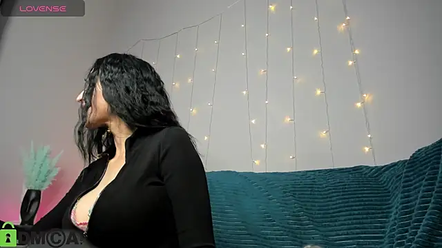 Snapshot of Margaret_Clark_ chatting on 01.29.25 Margaret Clark online show from 01.29.25