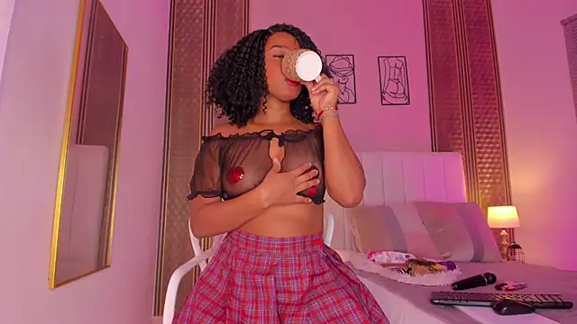 zoe sky  online show from 11.24.25