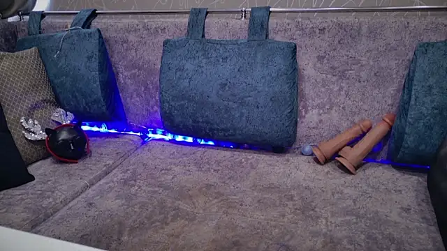 Snapshot of blackcat142 chatting on 03.13.26 blackcat142 online show from 03.13.26