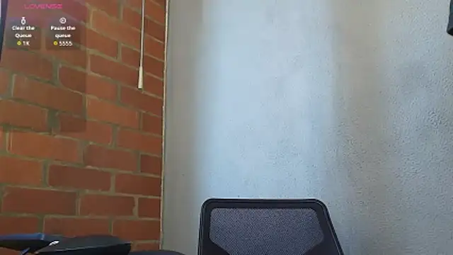 Leandro valenzuela online show from 04.10.26