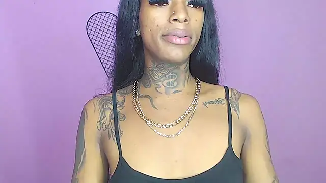 Snapshot of badgirls_cx chatting on 01.12.25 badgirls cx online show from 01.12.25