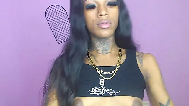 Snapshot of badgirls_cx chatting on 01.14.25 badgirls cx online show from 01.14.25