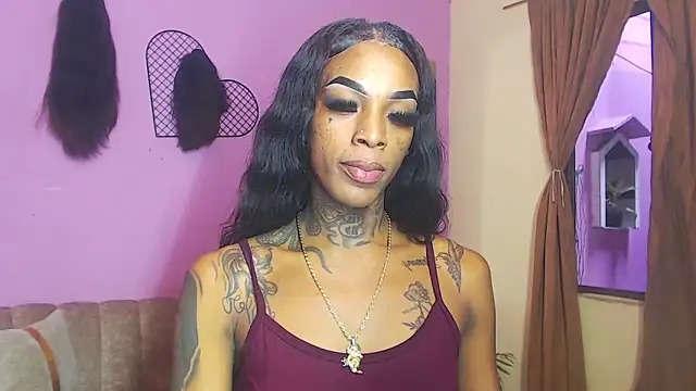 Snapshot of badgirls_cx chatting on 09.08.25 badgirls cx online show from 09.08.25