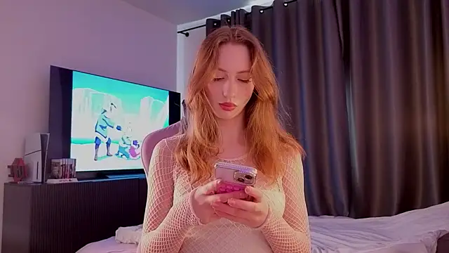 Snapshot of elfinvibes chatting on 04.21.26 elfinvibes online show from 04.21.26