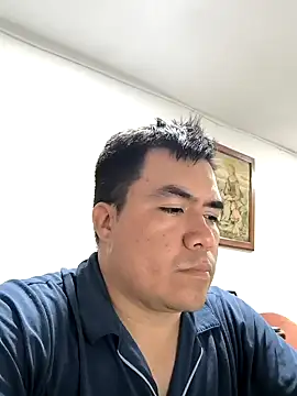 Snapshot of Jhonatan_Morales_S chatting on 01.22.25 Jhonatan Morales S online show from 01.22.25
