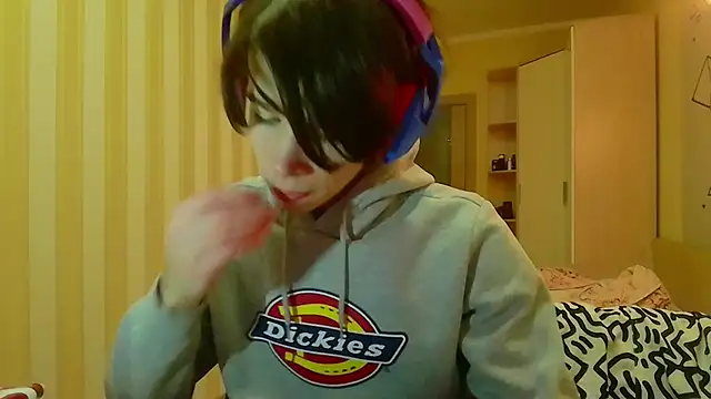 gayGamogey online show from 03.22.25