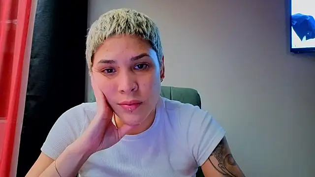 Charlee pink online show from 07.09.26
