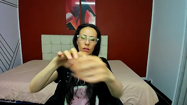 Abrillee1 online show from 12.29.24