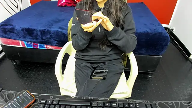 Abrillee1 online show from 01.09.25