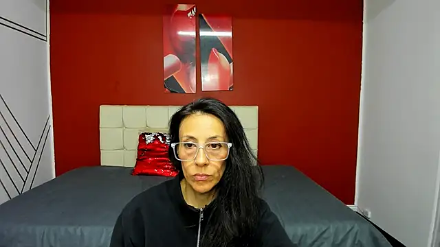 Abrillee1 online show from 02.10.25