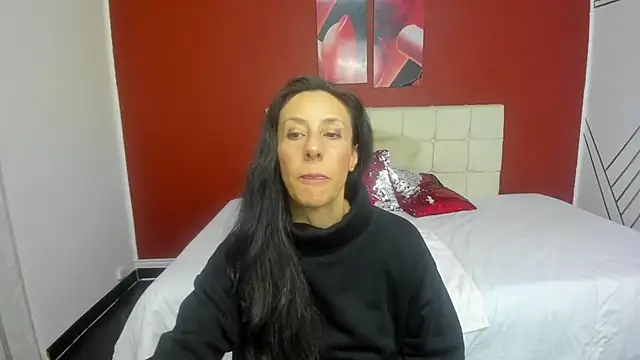 Abrillee1 online show from 02.28.25