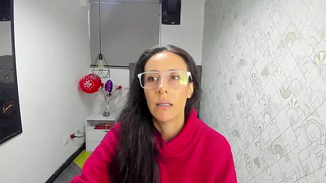 Abrillee1 online show from 03.06.25