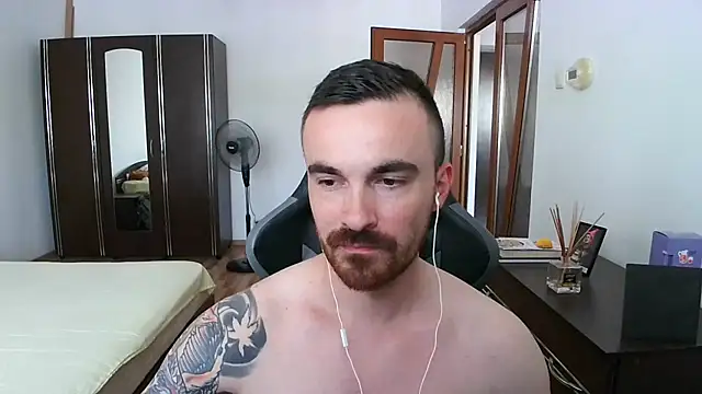 Snapshot of mu5clemania2 chatting on 07.16.26 mu5clemania2 online show from 07.16.26