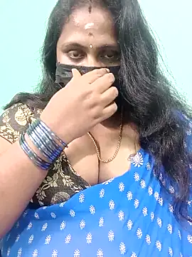 Snapshot of rithikka chatting on 02.17.26 rithikka online show from 02.17.26