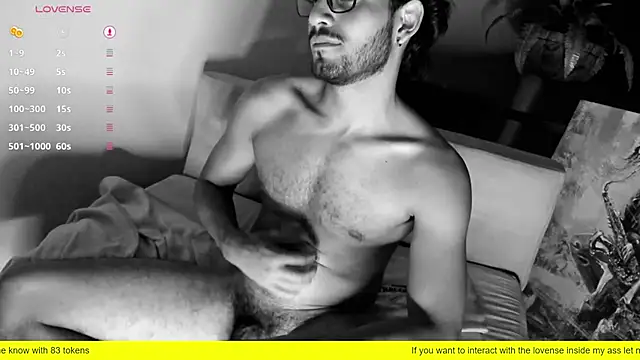 Snapshot of Nicholasrodrii chatting on 02.22.25 Nicholasrodrii online show from 02.22.25