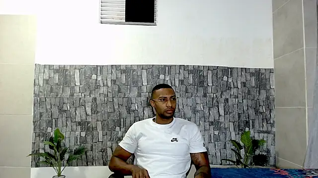 Snapshot of Joseephjackson chatting on 03.03.25 Joseephjackson online show from 03.03.25