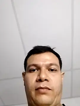 Snapshot of Tripisv chatting on 11.17.25 Tripisv online show from 11.17.25