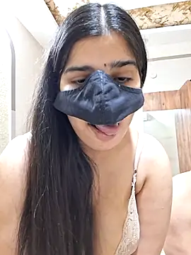 aaliya bhattt online show from 02.24.26