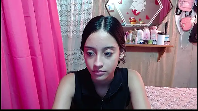 Snapshot of Lunawillis chatting on 02.03.26 Lunawillis online show from 02.03.26