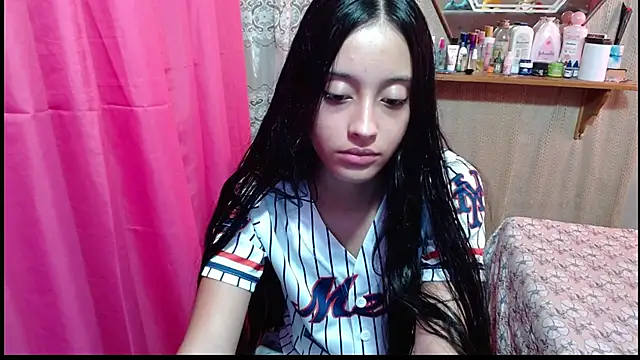 Snapshot of Lunawillis chatting on 02.09.26 Lunawillis online show from 02.09.26