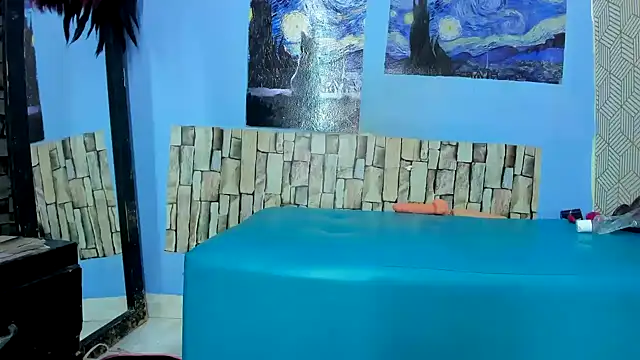 Snapshot of Natalycarter chatting on 03.06.25 Natalycarter online show from 03.06.25