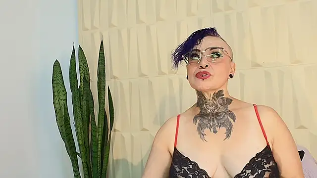 SandyyRose online show from 03.08.25
