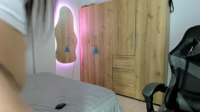 abbyquinn   online show from 02.19.26