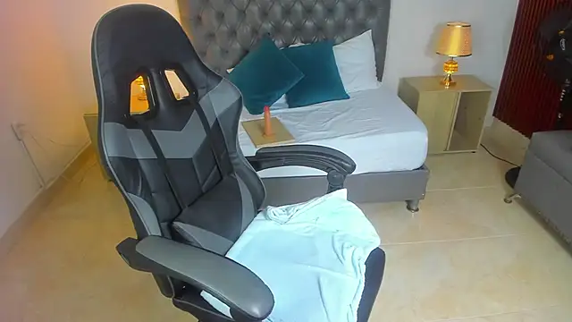 irantzu hank online show from 12.29.24