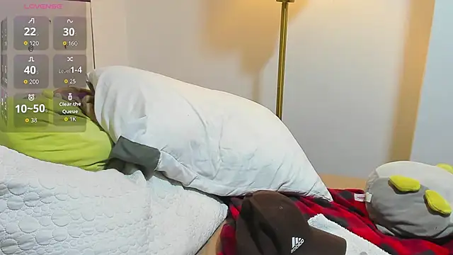 nakedfoam1 online show from 04.11.26