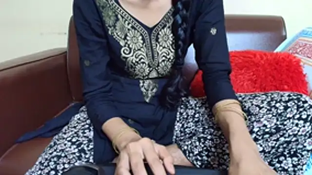 Srabontii online show from 11.02.25