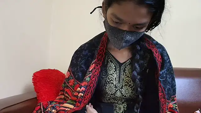 Srabontii online show from 12.02.25