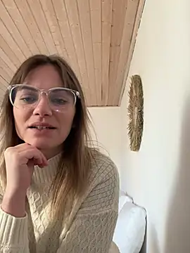 Milla  one online show from 02.18.25