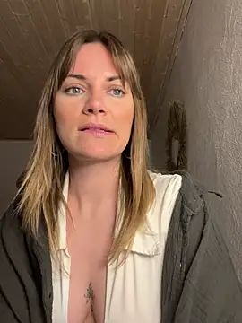 Milla  one online show from 03.11.25