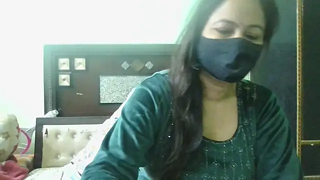 couplesuni online show from 12.02.24