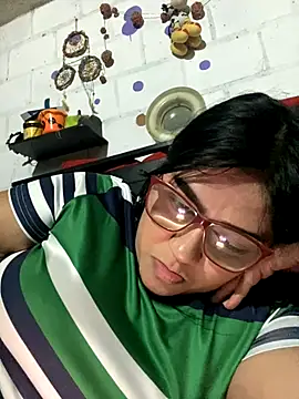 dafne19  online show from 11.16.25